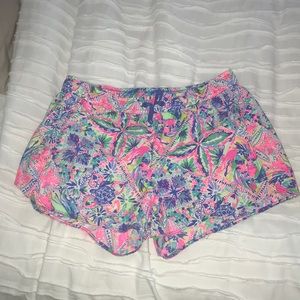 Lilly run around shorts